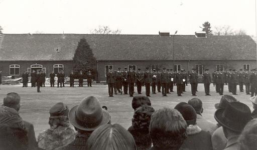 1968-03 LKS bevorderingsparade.jpg